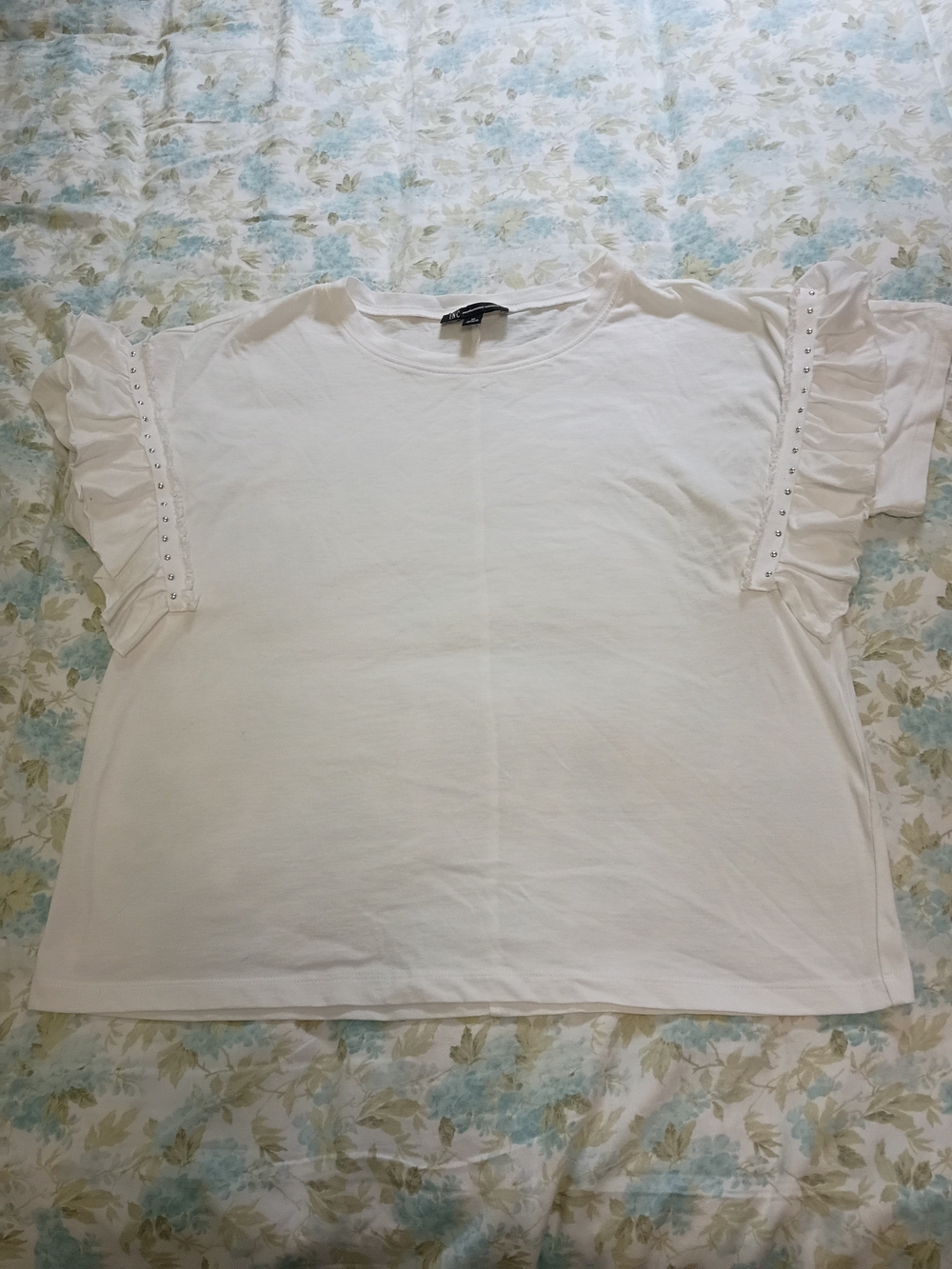 INC International Concepts White Ruffle Sleeve Rhinestone Tee - Medium Excellent